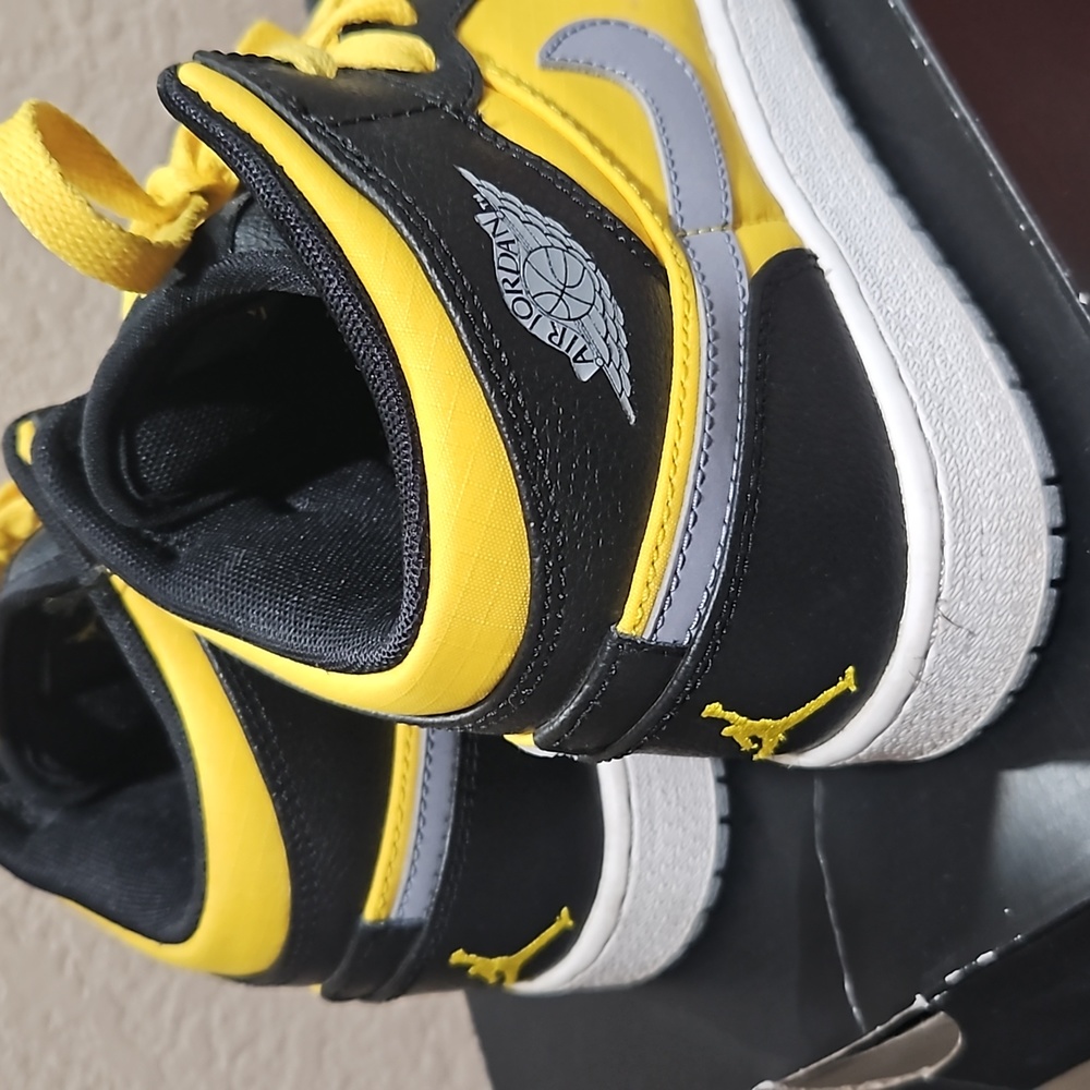 Air Jordan 1 Phat - Picture 2 of 7